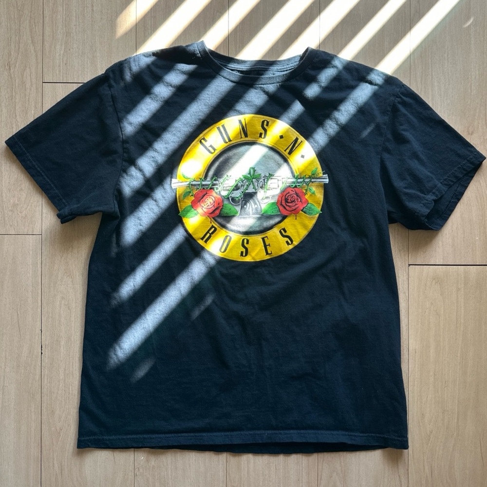 Guns N Roses T Shirt Men's Size L Black Short Sleeve Casual Adults Rock Band Tee